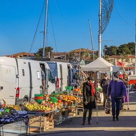Nice 50m With Terrace In Sur Mer Διαμέρισμα Sanary-sur-Mer